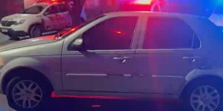 Viatura da Polícia Militar em ocorrência de atropelamento durante evento em Ubarana.