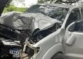 Viatura da Polícia Militar e equipes de atendimento em local de acidente fatal de trânsito em Rio Preto.