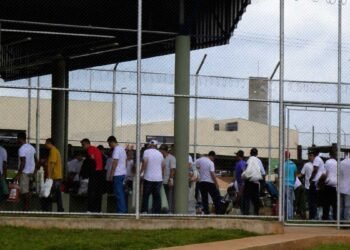 Unidade prisional da região de São José do Rio Preto durante período de saída temporária de detentos.