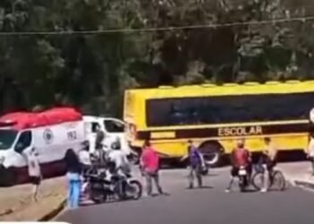 MOTOCICLISTA DE 23 ANOS MORRE EM GRAVE ACIDENTE COM ÔNIBUS ESCOLAR EM NOVA GRANADA