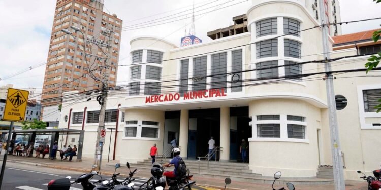 Mercado Municipal de Rio Preto celebra 82 anos com programação gratuita