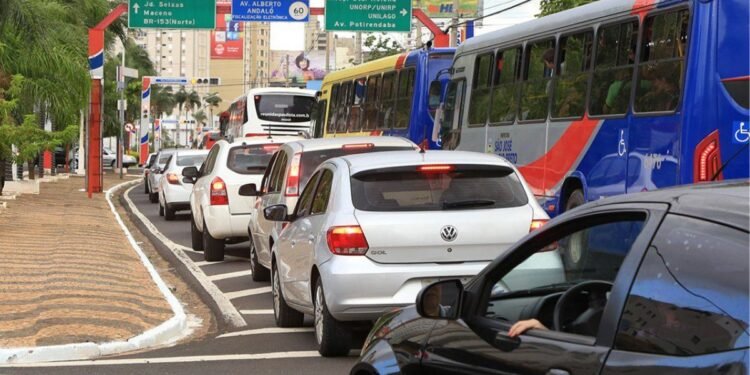 Rio Preto tem mais de 92 mil licenciamentos de veículos em atraso