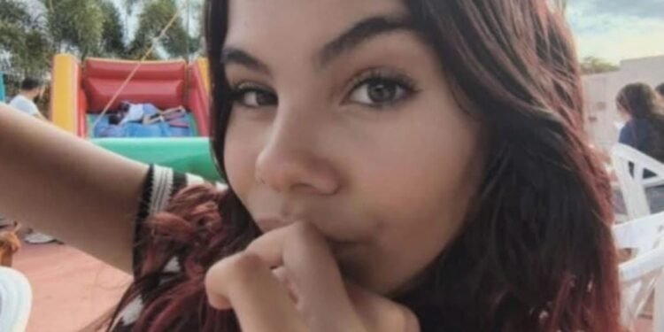 URGENTE | Jovem está desaparecida e família pede ajuda para encontrá-la em Palestina (SP)