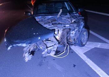 ACIDENTE ENTRE DOIS VEÍCULOS DEIXA FERIDOS LEVES NA SP-310, EM NHANDEARA