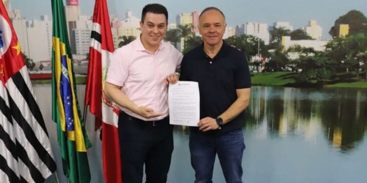 Prefeito Coronel Fábio Candido anuncia avanço do projeto de implantação do gás natural e biometano em São José do Rio Preto.