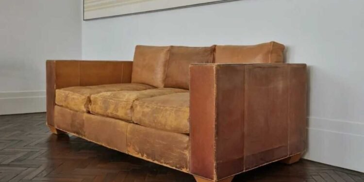 Cliente denuncia golpe do sofá em Rio Preto após pagar e não receber produto.
