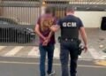 Guarda Civil prende idoso suspeito de importunação sexual contra adolescente na Rodoviária de São José do Rio Preto.