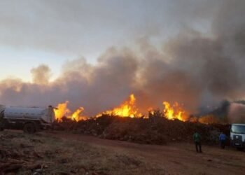 FAZENDINHA AMANHECE COBERTA POR FUMAÇA APÓS INCÊNDIO EM RIO PRETO