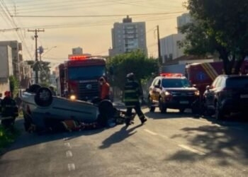 motorista passa mal e capota carro em Rio Preto