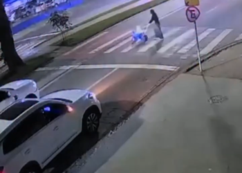 BEBÊ DE 1 ANO É ATROPELADO POR MOTO EM FAIXA DE PEDESTRES EM SOROCABA