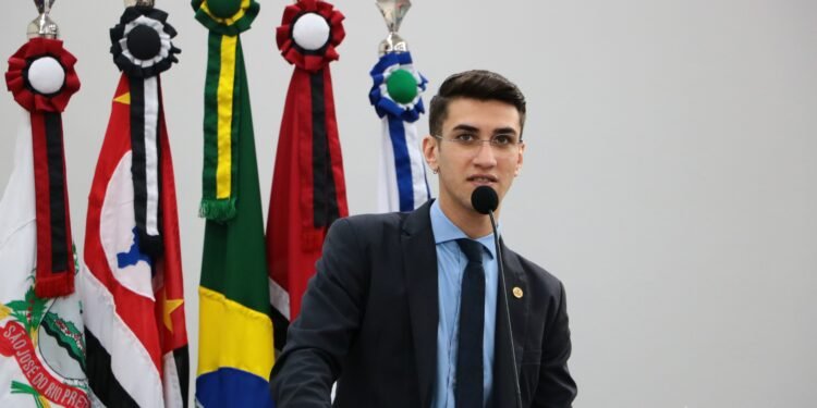 ABNER TOFANELLI MANTÉM PATRIMÔNIO ZERO EM MAIS UMA ELEIÇÃO