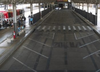 CONFUSÃO EM ÔNIBUS TERMINA COM PASSAGEIRO FERIDO APÓS BAGAGEIRO ATINGIR SUA CABEÇA EM RIO PRETO