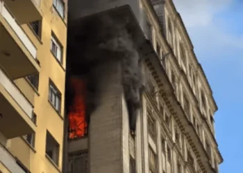 INCÊNDIO EM PRÉDIO NO CENTRO DE SÃO PAULO VIRALIZA NAS REDES SOCIAIS