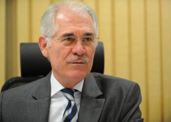 VAZ DE LIMA FICOU MAIS “POBRE” NO PATRIMÔNIO DECLARADO AO TSE