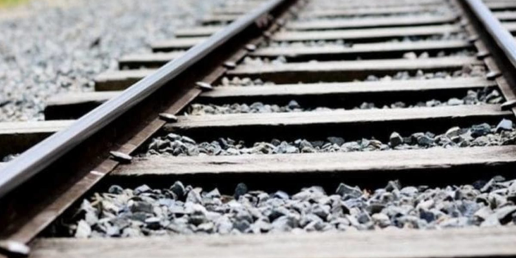 ATROPELADO POR TREM