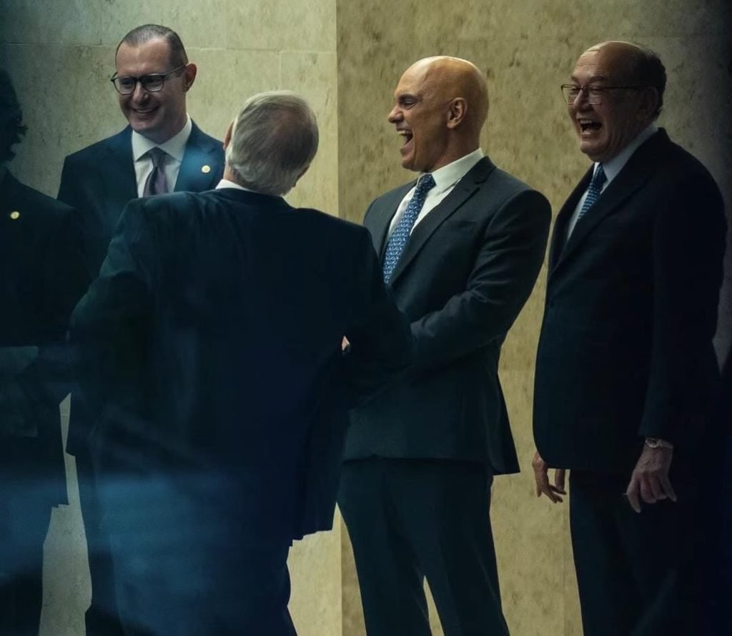 FOTO DO DIA: Alexandre de Moraes E ministros do STF