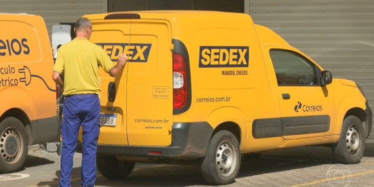 TRABALHADORES DOS CORREIOS ENTRAM EM GREVE POR TEMPO INDETERMINADO E RIO PRETO TEM ADESÃO
