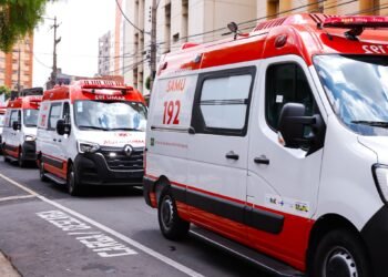 HOMEM SOFRE FRATURA EXPOSTA APÓS SER ATROPELADO POR MOTO EM RIO PRETO